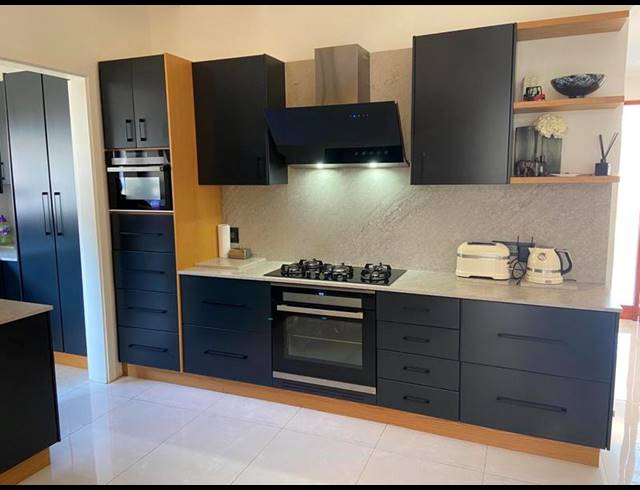 4 BEDROOM HOUSE FOR SALE IN FERNCLIFFE